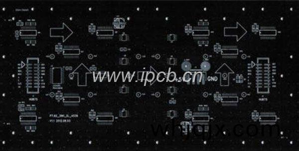 黑(hei)色pcb闆