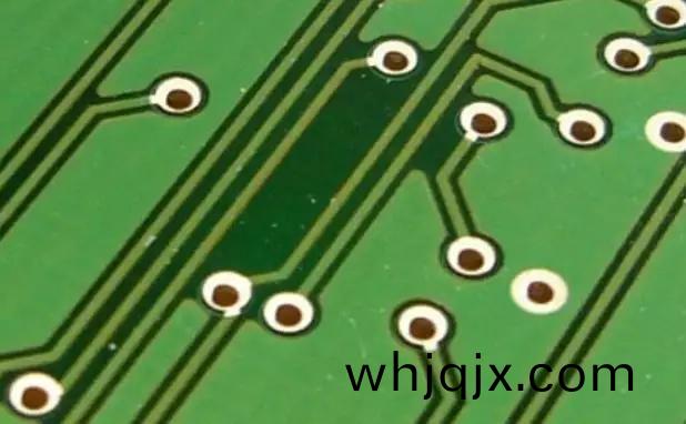 ProtoSnap上的(de)郵(you)蘤孔使PCB能(neng)簡(jian)單的(de)彎(wan)折下來